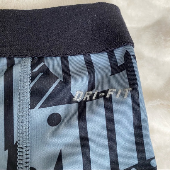 Nike cropped leggings - Picture 5 of 5